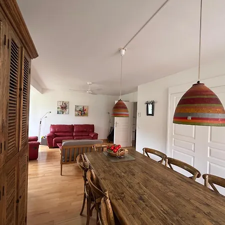 Arcachon: T4 Confort Avec Balcon Et Parking - Fr-1-319-622